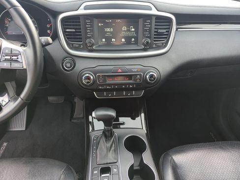 Used 2020 Kia Sorento EX AWD/4WD image 25