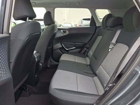 Used 2023 Kia Soul EX FWD image 12