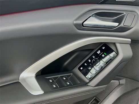 New 2025 Audi Q5 Prestige image 18