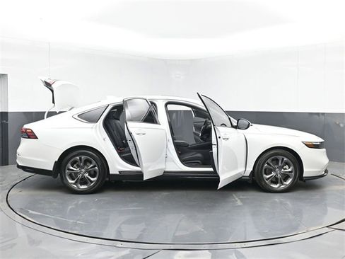 Used 2023 Honda Accord EX-L image 51