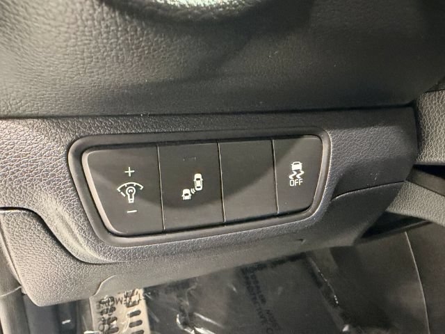 Used 2022 Kia Forte GT w/ GT Technology Package FWD image 31