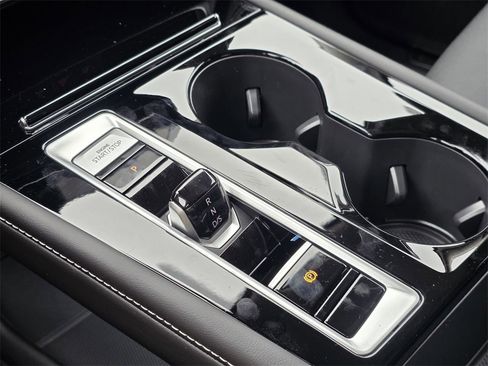 New 2026 Volkswagen Atlas SE image 13