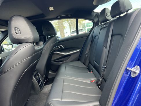 Certified 2025 BMW M340i image 31