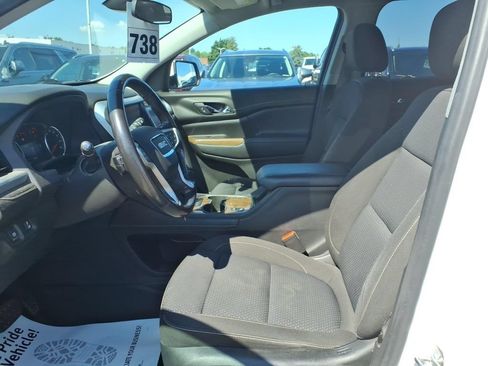 Used 2020 GMC Acadia SLE w/ Driver Convenience Package FWD image 13