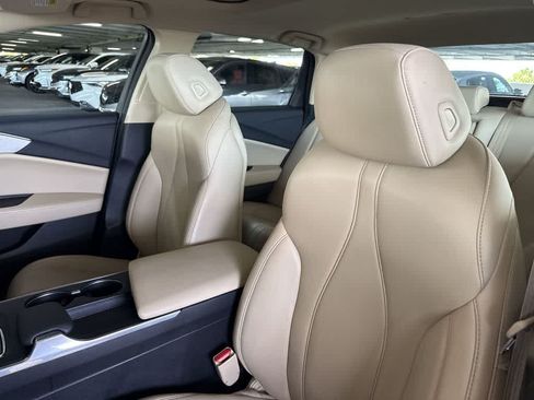 Used 2023 Acura TLX FWD image 14