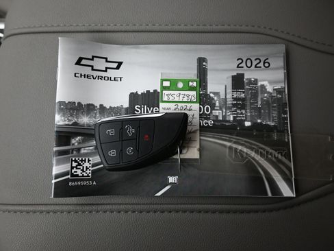 Used 2026 Chevrolet Silverado 1500 LT Trail Boss w/ Safety Package image 19