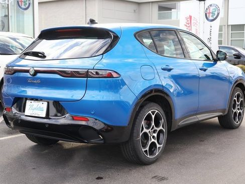 New 2025 Alfa Romeo Tonale Veloce w/ Premium Package image 5