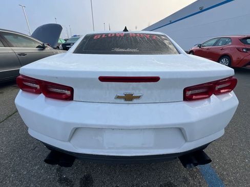 Used 2020 Chevrolet Camaro LT image 5
