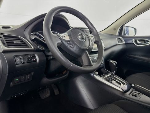 Used 2017 Nissan Sentra SR Turbo w/ SR Midnight Edition image 22