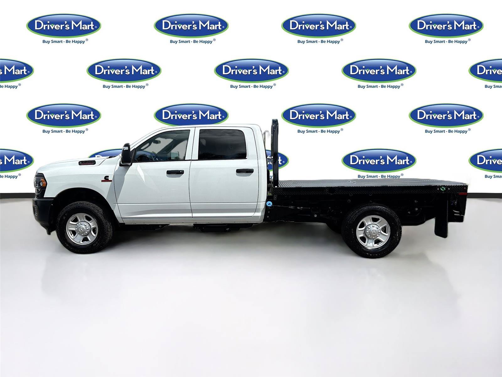 Used 2024 RAM 3500 Tradesman RWD image 4