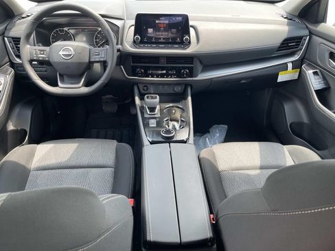 New 2026 Nissan Rogue SV AWD/4WD image 16