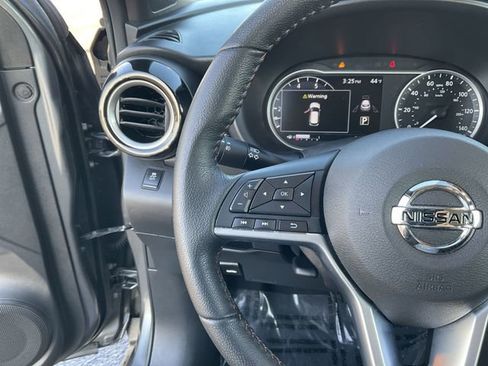 Used 2019 Nissan Kicks SR w/ SR Premium Package image 19