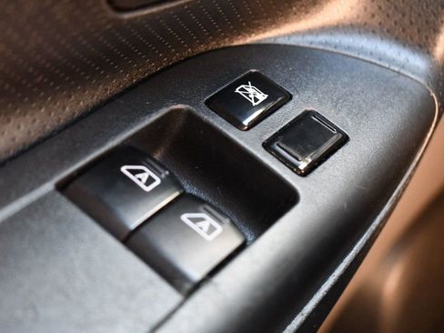 Used 2019 Nissan NV200 S w/ Back Door Glass Package image 10