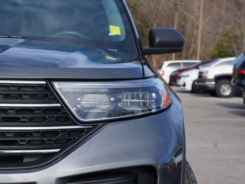 Used 2022 Ford Explorer XLT w/ Class IV Trailer Tow Package image 5