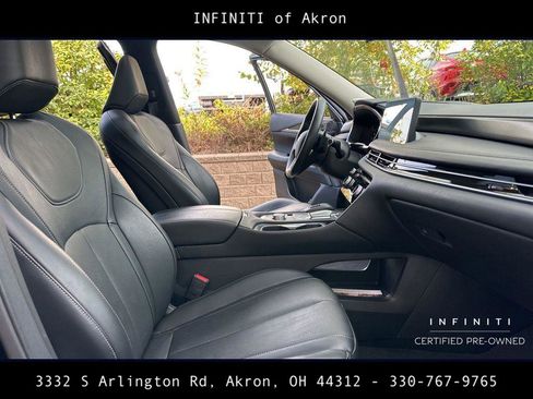 Certified 2025 INFINITI QX60 Luxe w/ Vision Package image 32