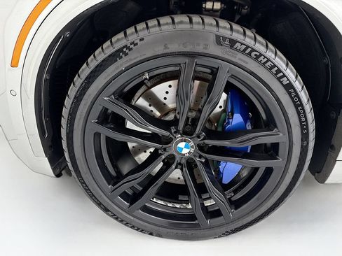Used 2017 BMW X5 M AWD/4WD image 29