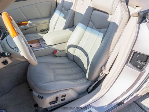 Used 2004 Cadillac XLR image 40