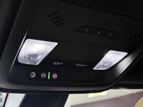 Used 2025 Cadillac XT5 Luxury w/ LPO, Floor Liner Package FWD image 43