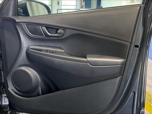 Used 2018 Hyundai Kona SEL AWD/4WD image 12