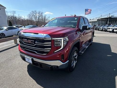Certified 2022 GMC Sierra 1500 SLT w/ Max Trailering Package AWD/4WD image 3