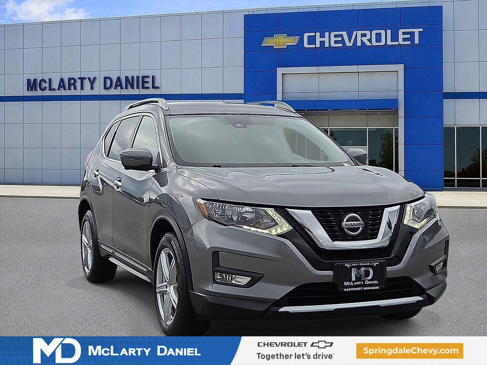 Used 2019 Nissan Rogue SL AWD/4WD image 1