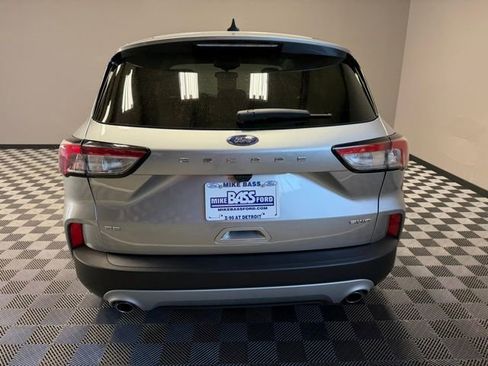 Used 2022 Ford Escape SE w/ Cold Weather Package AWD/4WD image 10