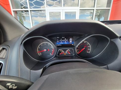 Used 2016 Ford Focus ST w/ Equipment Group 402A FWD image 12