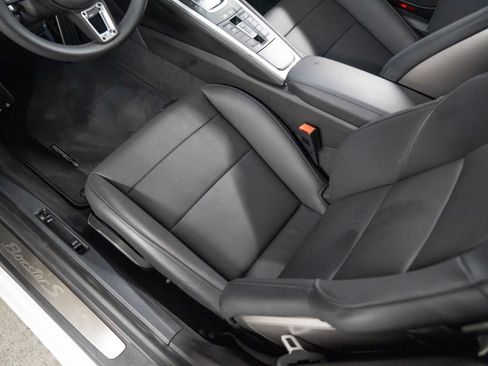 Certified 2025 Porsche 718 Boxster S RWD image 14