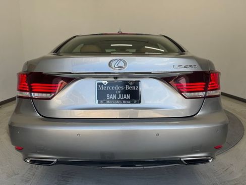 Used 2017 Lexus LS 460 w/ Comfort Package RWD image 13
