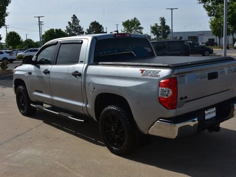 Used 2021 Toyota Tundra SR5 w/ SR5 Upgrade Package image 8