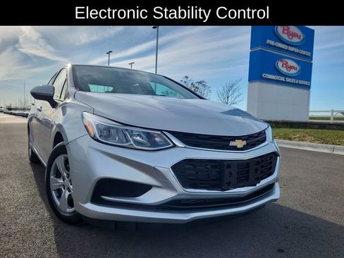 Used 2017 Chevrolet Cruze LS image 13