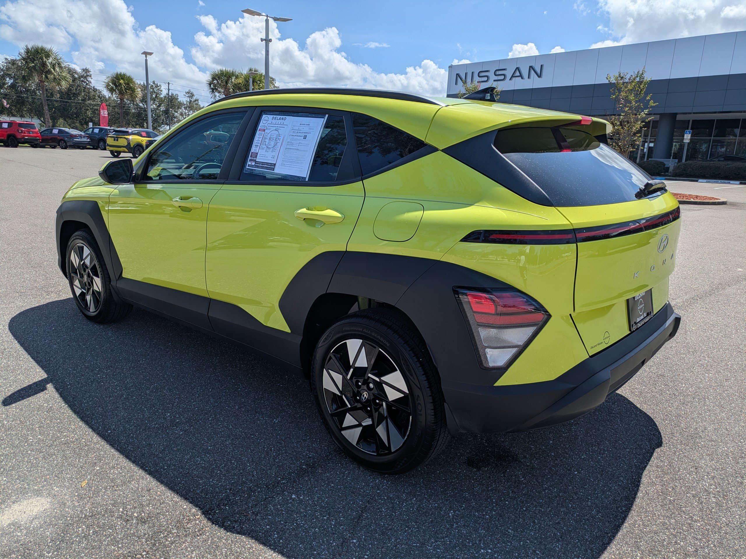 Used 2025 Hyundai Kona SEL FWD image 6