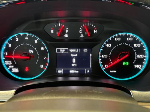 Used 2022 Chevrolet Traverse LS image 20