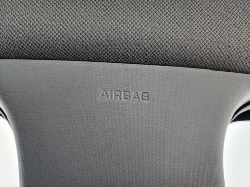 Used 2024 Hyundai Elantra SE image 40