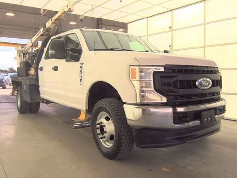 Used 2020 Ford F350 XL w/ Power Equipment Group AWD/4WD image 4
