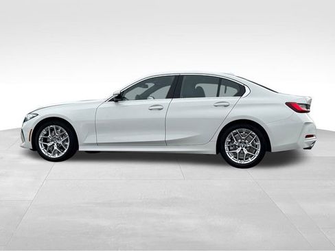 Used 2025 BMW 330i Sedan image 6