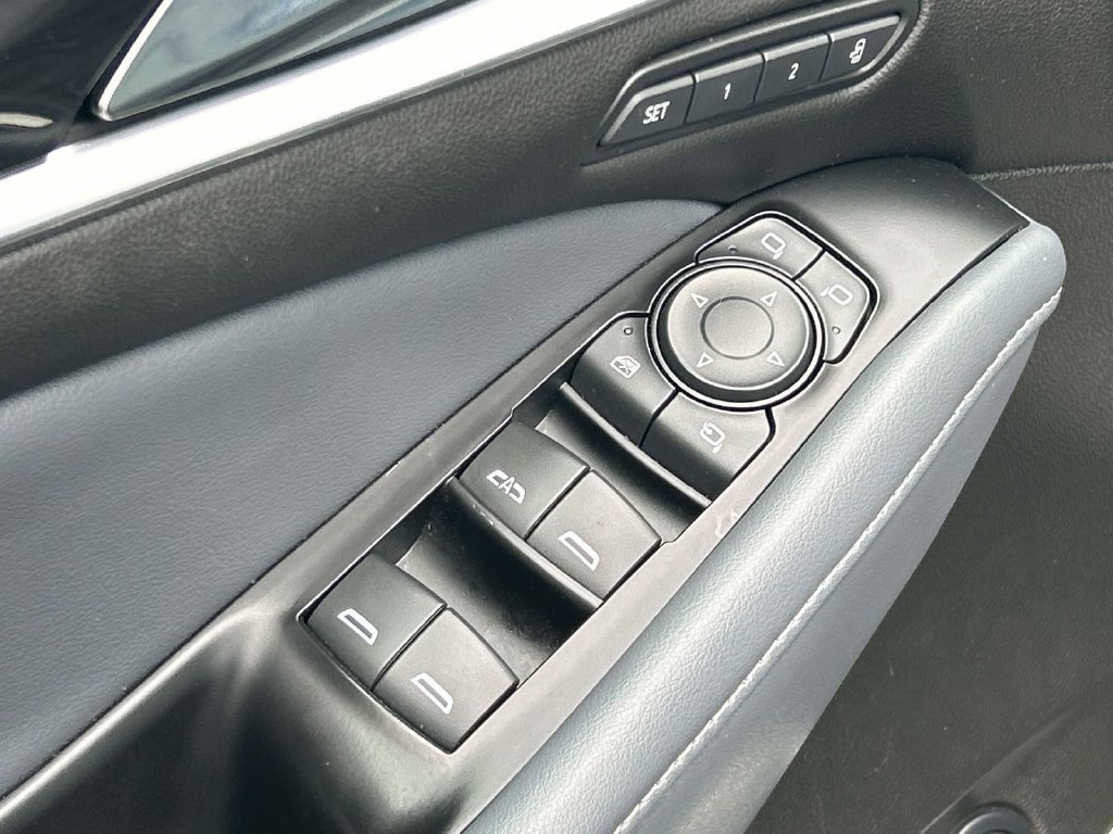 Used 2023 Buick Enclave Premium w/ LPO, Floor Liner Package FWD image 32