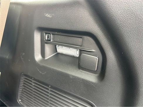 Certified 2024 Ford Explorer XLT w/ Equipment Group 202A image 20