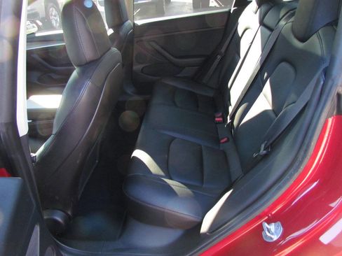 Used 2021 Tesla Model 3 Long Range image 13
