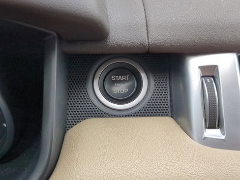 Used 2016 Land Rover Range Rover Sport HSE image 18