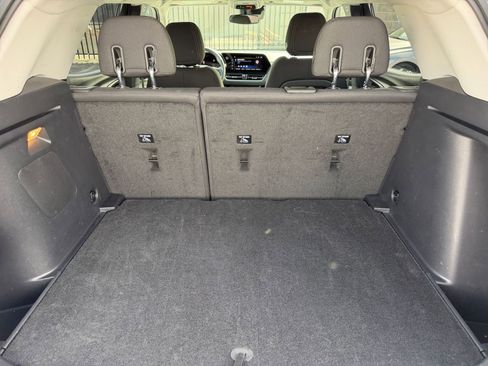 Used 2025 Chevrolet TrailBlazer LT image 30