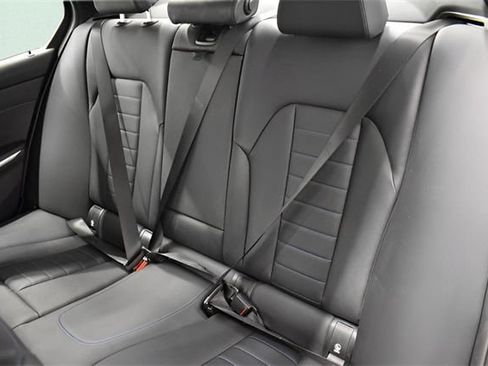 Used 2023 BMW M340i xDrive image 7