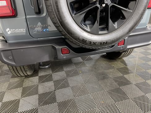 Used 2025 Jeep Wrangler Sahara w/ Safety Group image 6