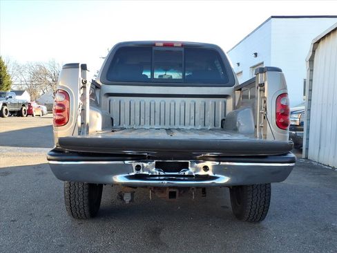 Used 2001 Ford F150 Lariat image 6