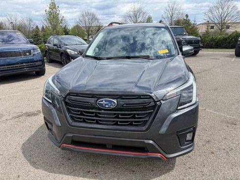 Used 2022 Subaru Forester Sport image 2