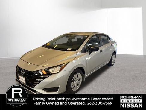 Used 2024 Nissan Versa S w/ Trunk Package FWD image 1
