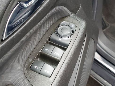 Certified 2023 Chevrolet Equinox RS image 21