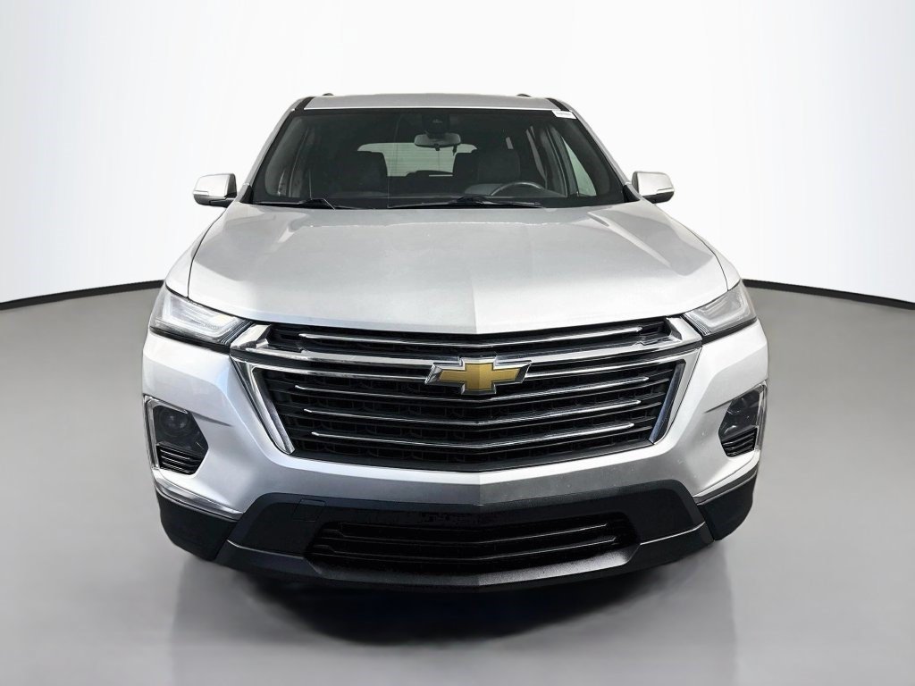 Used 2022 Chevrolet Traverse LT AWD/4WD image 2