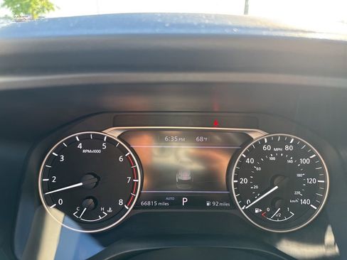 Used 2024 Nissan Rogue S AWD/4WD image 13
