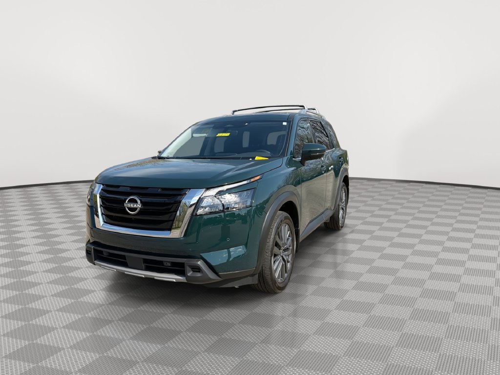 Certified 2025 Nissan Pathfinder SL w/ SL Premium Package FWD image 6